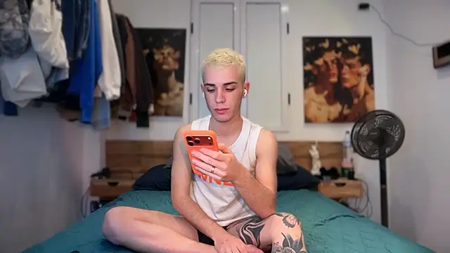 Cristian Delgado online show from March 2026 04:47:01 AM