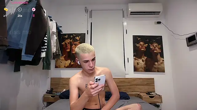 Cristian Delgado online show from September 2025 06:19:01 AM