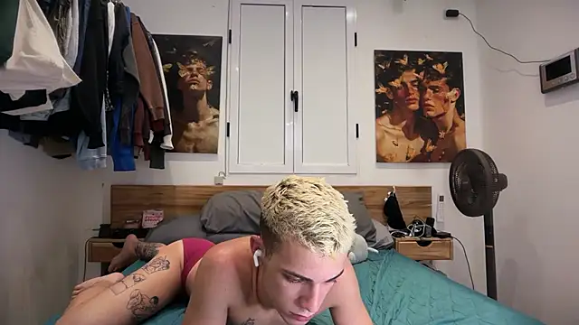 Cristian Delgado online show from April 2026 05:52:01 AM