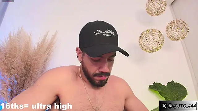 JeycobxBraand online show from April 2026 03:42:02 AM