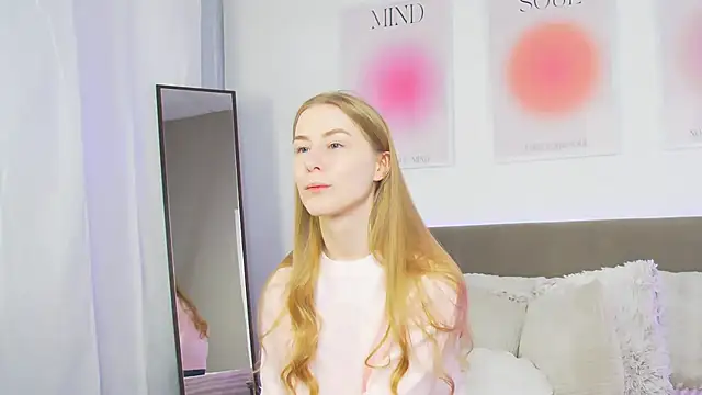VioletiSwone online show from March 2025 05:21:02 AM