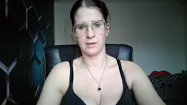 Snapshot of KayaRose chatting on September 2025 02:13:02 PM KayaRose online show from September 2025 02:13:02 PM