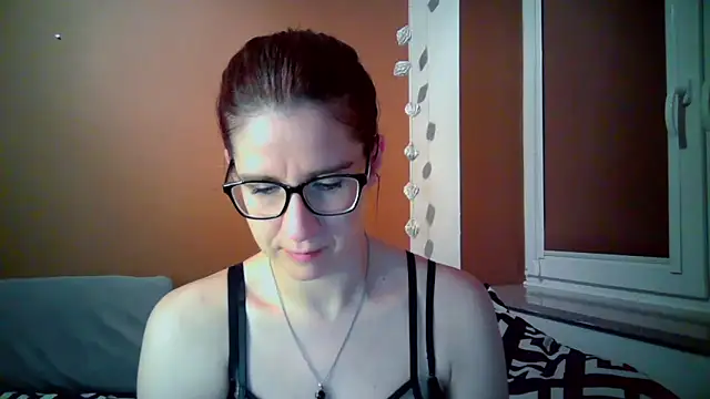 Snapshot of KayaRose chatting on October 2025 08:21:02 PM KayaRose online show from October 2025 08:21:02 PM