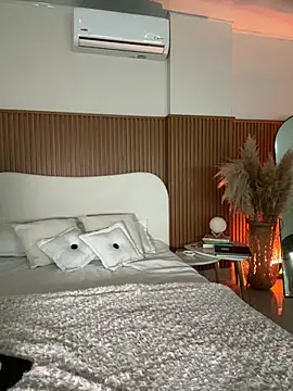 Snapshot of Lianh_Benett chatting on January 2026 06:17:01 AM Lianh Benett online show from January 2026 06:17:01 AM