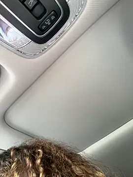 Snapshot of Lianh_Benett chatting on February 2026 02:41:02 PM Lianh Benett online show from February 2026 02:41:02 PM