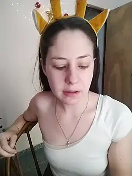 lucecitafantasy2 online show from December 2024 11:36:01 AM