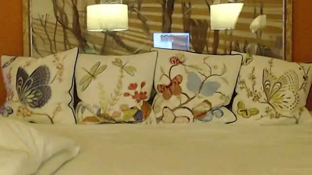 Snapshot of Lina_li888 chatting on November 2025 01:26:01 PM Lina li888 online show from November 2025 01:26:01 PM