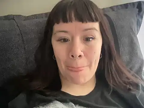 Snapshot of kika-233 chatting on September 2025 01:55:01 PM kika-233 online show from September 2025 01:55:01 PM