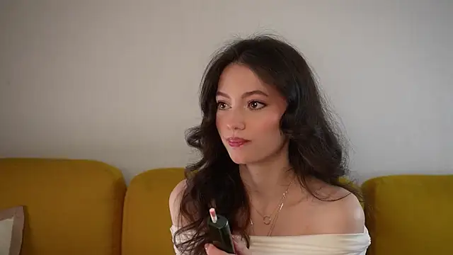 Snapshot of FirstOfFallen chatting on December 2025 11:09:02 AM FirstOfFallen online show from December 2025 11:09:02 AM