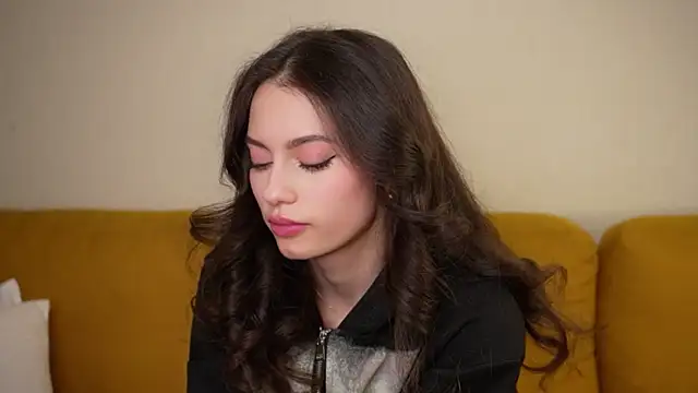 Snapshot of FirstOfFallen chatting on December 2025 09:15:01 AM FirstOfFallen online show from December 2025 09:15:01 AM