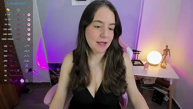 Snapshot of Tamara_m_ chatting on May 2026 06:45:01 PM Tamara m online show from May 2026 06:45:01 PM