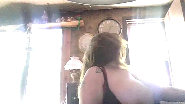 Snapshot of prettyface669 chatting on September 2025 04:58:01 PM prettyface669 online show from September 2025 04:58:01 PM