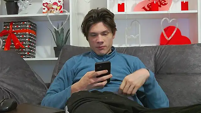 Snapshot of CalvinCay chatting on February 2025 11:55:02 PM CalvinCay online show from February 2025 11:55:02 PM