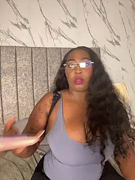 emilyrojas online show from April 2026 12:17:01 PM