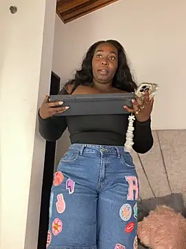 emilyrojas online show from July 2026 11:42:02 AM