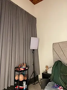 emilyrojas online show from May 2026 12:16:01 PM