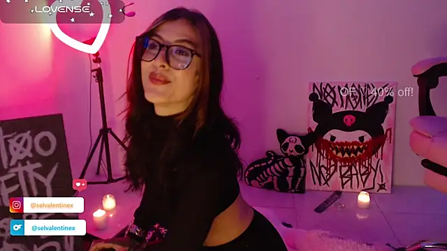 selvalentinex online show from October 2025 04:39:01 AM