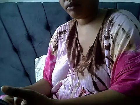 Amberay1 online show from April 2026 06:09:02 AM