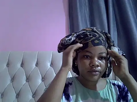 Amberay1 online show from November 2025 02:27:01 AM