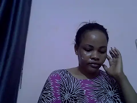 Amberay1 online show from September 2025 09:58:01 PM