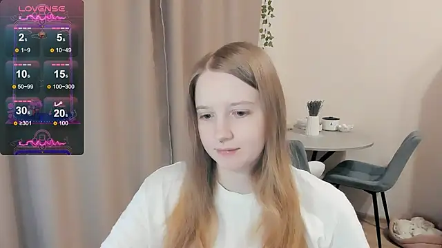 Snapshot of Alyaley chatting on October 2025 06:47:02 AM Alyaley online show from October 2025 06:47:02 AM