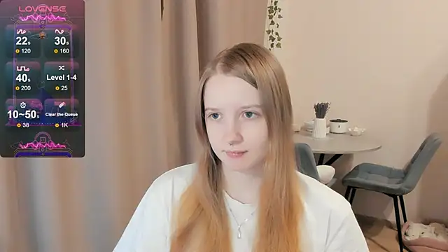 Snapshot of Alyaley chatting on September 2025 06:14:01 PM Alyaley online show from September 2025 06:14:01 PM