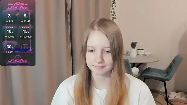 Snapshot of Alyaley chatting on September 2025 06:03:01 PM Alyaley online show from September 2025 06:03:01 PM