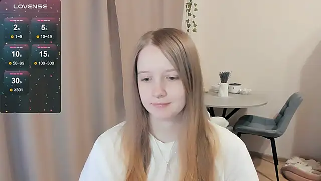 Snapshot of Alyaley chatting on October 2025 01:21:02 PM Alyaley online show from October 2025 01:21:02 PM
