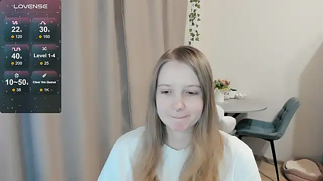 Snapshot of Alyaley chatting on November 2025 06:52:02 PM Alyaley online show from November 2025 06:52:02 PM