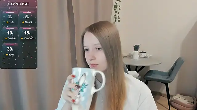 Snapshot of Alyaley chatting on October 2025 03:27:01 AM Alyaley online show from October 2025 03:27:01 AM