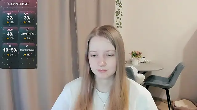 Snapshot of Alyaley chatting on December 2025 08:27:02 AM Alyaley online show from December 2025 08:27:02 AM