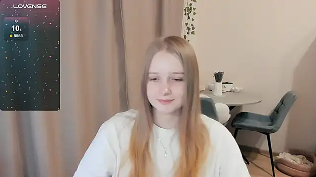 Snapshot of Alyaley chatting on November 2025 09:51:02 PM Alyaley online show from November 2025 09:51:02 PM