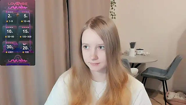 Snapshot of Alyaley chatting on October 2025 11:52:01 PM Alyaley online show from October 2025 11:52:01 PM
