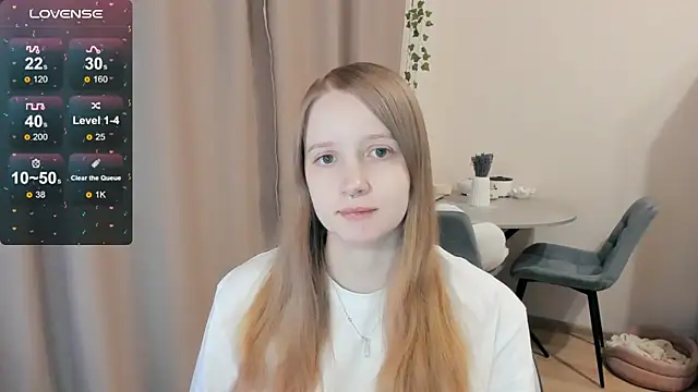 Snapshot of Alyaley chatting on November 2025 04:55:01 PM Alyaley online show from November 2025 04:55:01 PM