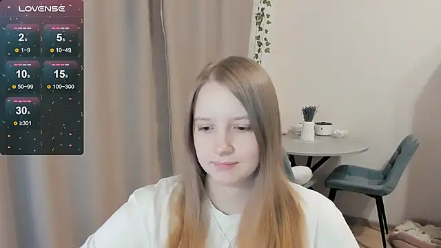 Snapshot of Alyaley chatting on October 2025 12:35:02 AM Alyaley online show from October 2025 12:35:02 AM