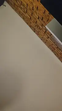 Astoria Moon online show from November 2025 07:39:01 PM