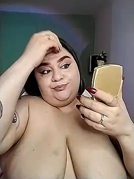 Snapshot of tiffany_laurens chatting on January 2025 08:24:01 AM tiffany laurens online show from January 2025 08:24:01 AM