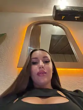 Snapshot of Syka0001 chatting on January 2025 01:12:02 PM Syka0001 online show from January 2025 01:12:02 PM