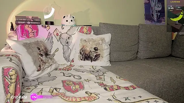 Snapshot of Sussie_Salmon chatting on November 2025 08:45:02 PM Sussie Salmon online show from November 2025 08:45:02 PM