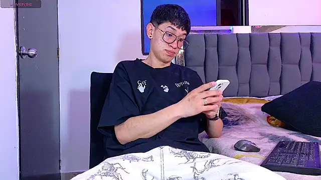 Mr daren  online show from June 2026 07:30:02 PM