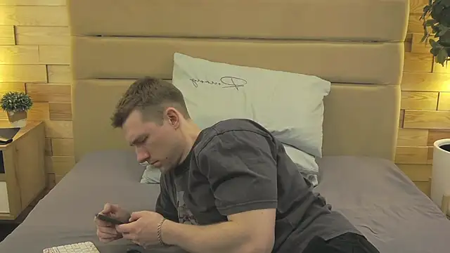 EthanPinkman online show from March 2026 04:23:02 AM