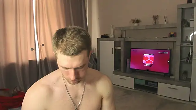 Snapshot of EthanPinkman chatting on June 2026 05:13:01 AM EthanPinkman online show from June 2026 05:13:01 AM