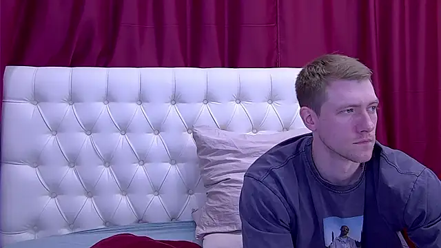 EthanPinkman online show from May 2026 04:40:02 AM