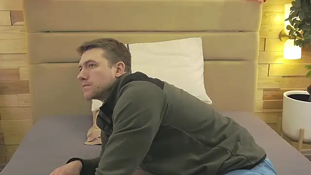 EthanPinkman online show from February 2026 04:34:02 AM