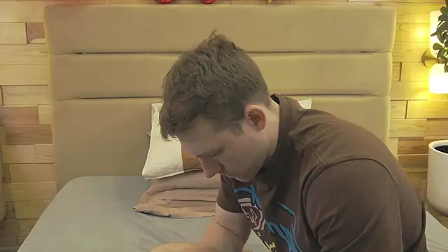 EthanPinkman online show from February 2026 04:34:01 AM