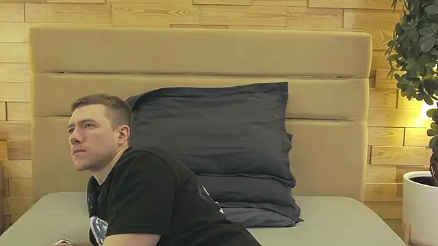 EthanPinkman online show from April 2026 04:14:01 AM