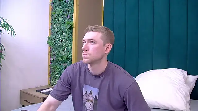 EthanPinkman online show from May 2026 05:49:01 AM
