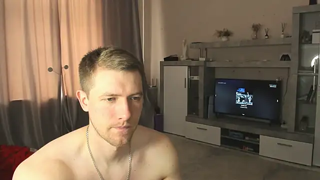 Snapshot of EthanPinkman chatting on July 2026 06:21:01 AM EthanPinkman online show from July 2026 06:21:01 AM