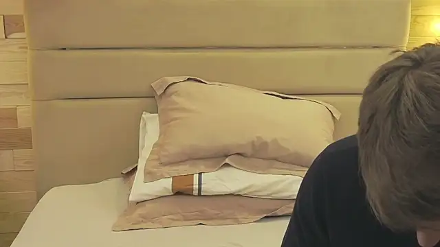 EthanPinkman online show from February 2026 04:02:02 AM