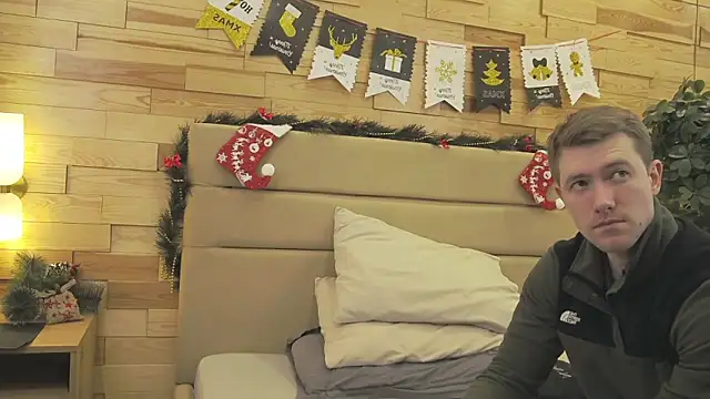 EthanPinkman online show from December 2025 03:52:02 AM